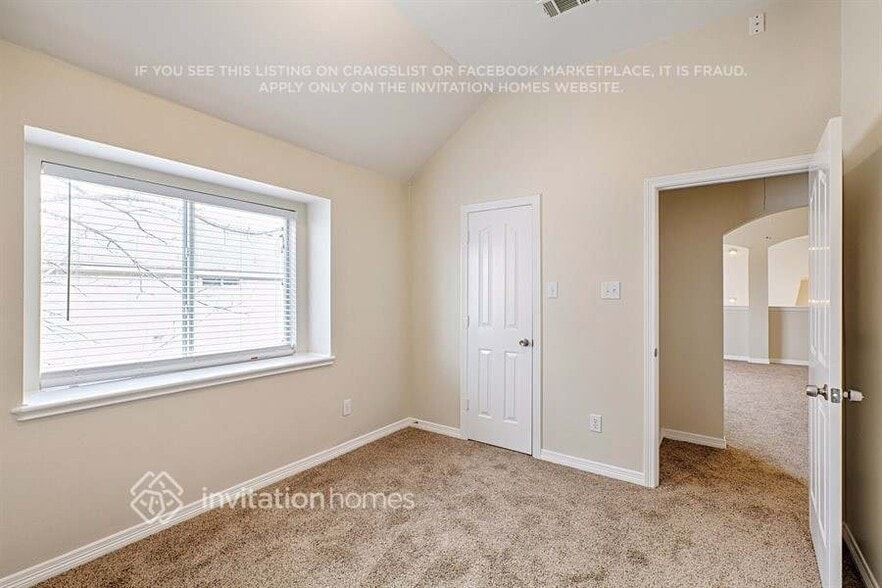 Building Photo - 4633 Poppy Hills Dr
