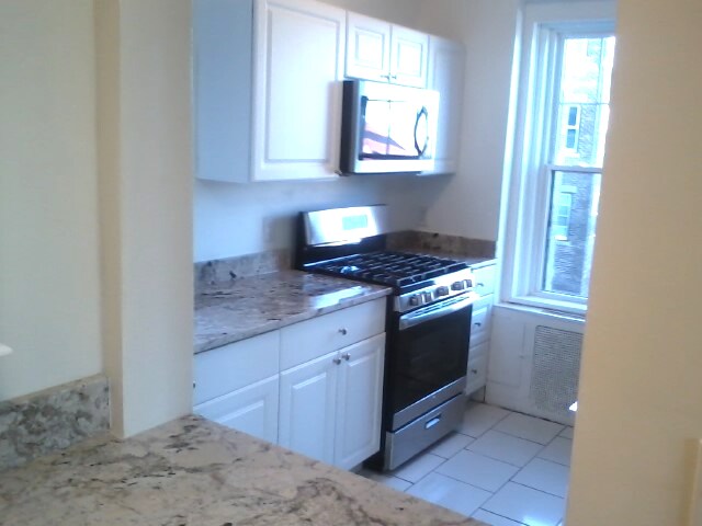 Building Photo - 2001 Commonwealth Ave