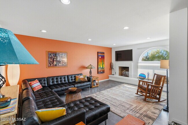 Building Photo - 6745 N Quartzite Canyon Pl
