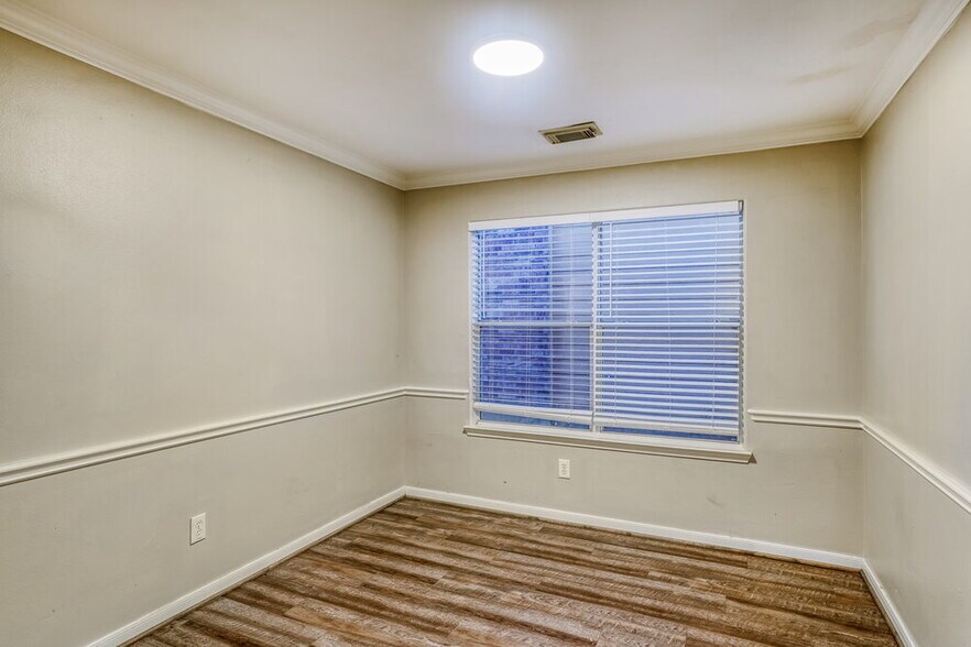 Building Photo - 26522 Marble Point Ln