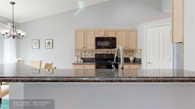 Building Photo - 1580 SW Santander Ave