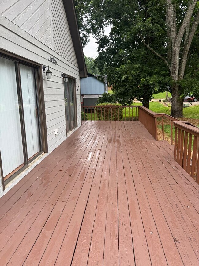 Building Photo - Bright & Charming 3BR Home in Newton – Vau...
