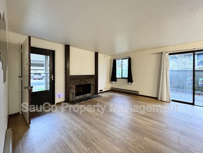 Building Photo - 63 Galen St