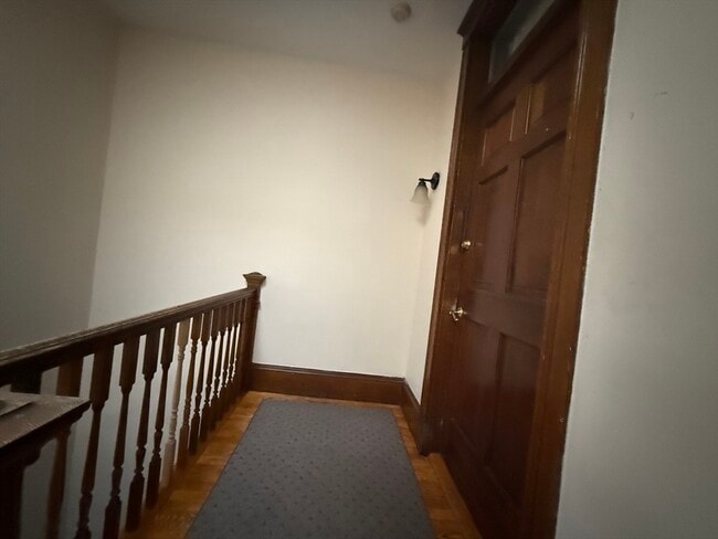 Building Photo - 43 Strathmore Rd