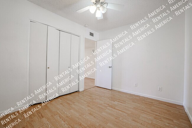 Building Photo - 8342 W Orchid Ln