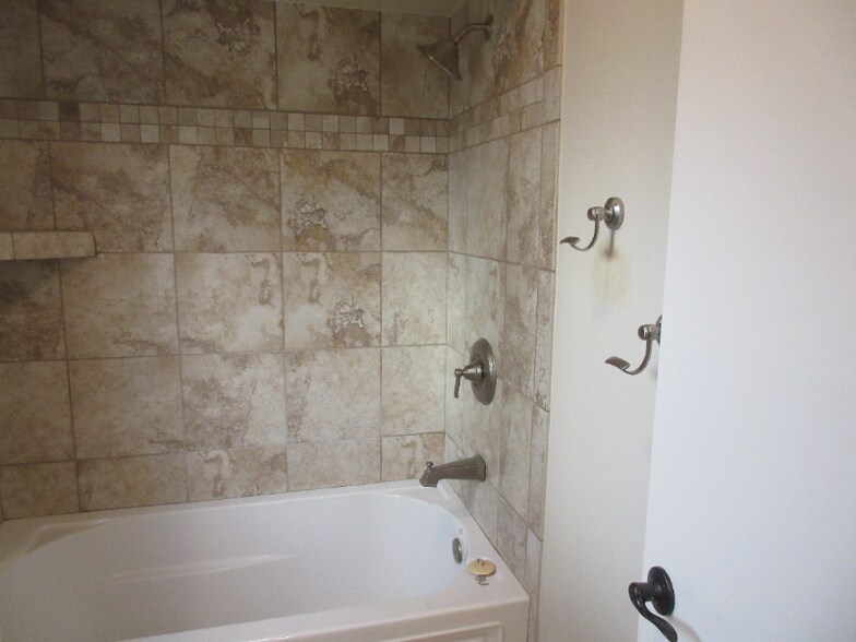 Building Photo - 17318 Edsall Dr