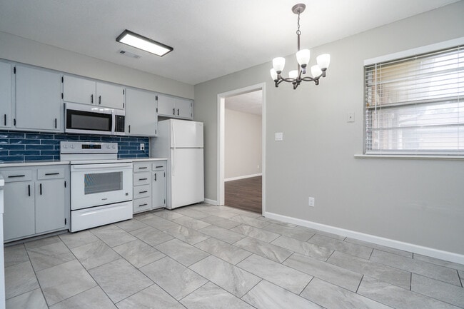Building Photo - 2507 Winterbrook Dr