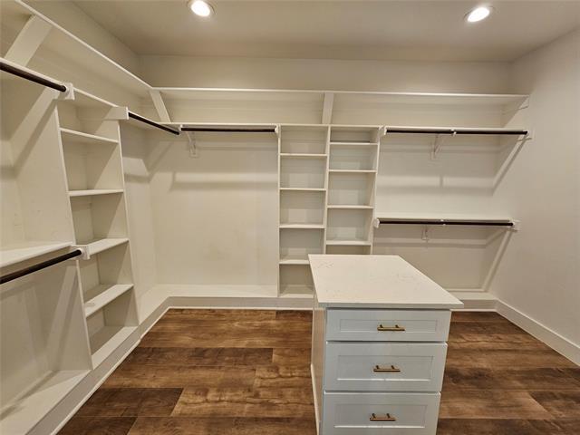 Building Photo - 2374 Southwood Dr