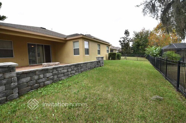 Building Photo - 15612 Starling Water Dr