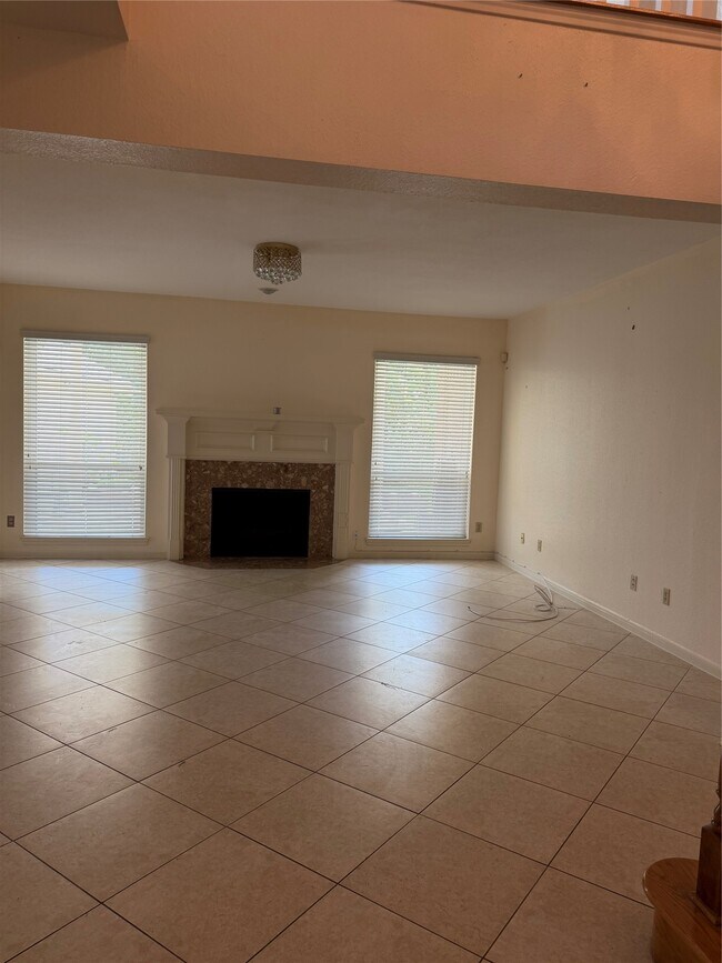 Building Photo - 3739 Elkins Rd