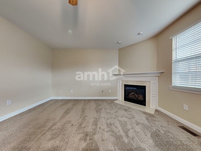 Building Photo - 4455 Hackberry Ct