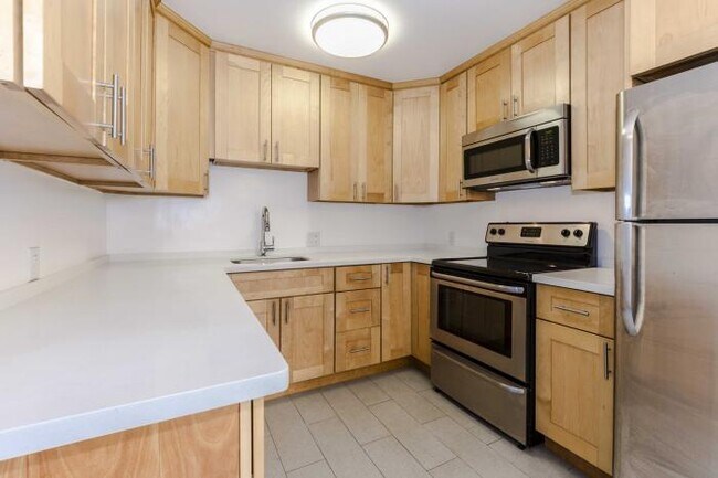 Building Photo - 1 bedroom in San Francisco CA 94118