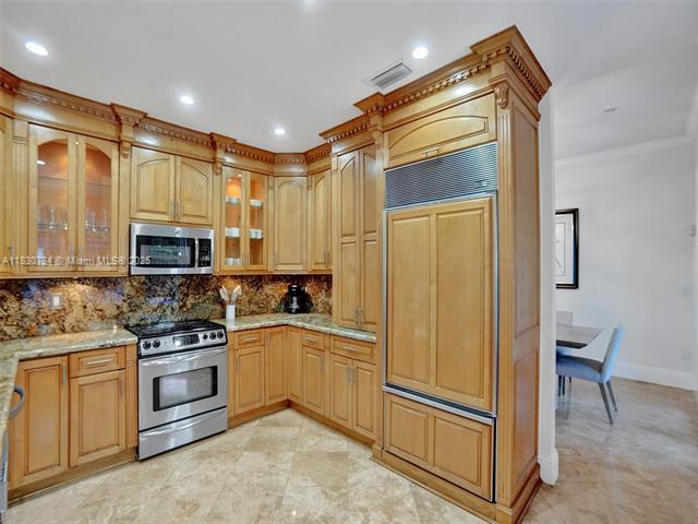 Building Photo - 12401 SW 77th St