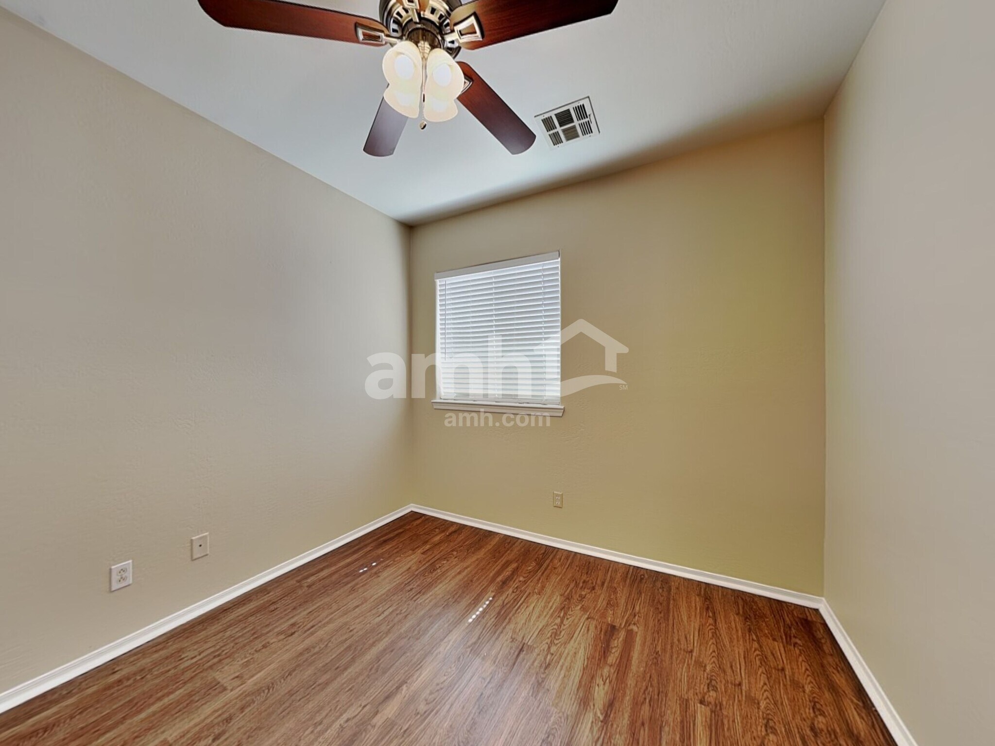 Building Photo - 6612 W Shaw Butte Dr