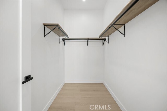 Building Photo - 6948 Amestoy Ave