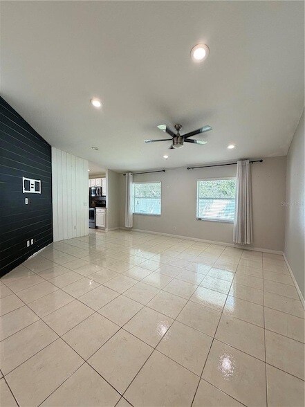 Building Photo - 4426 Windsong Ave