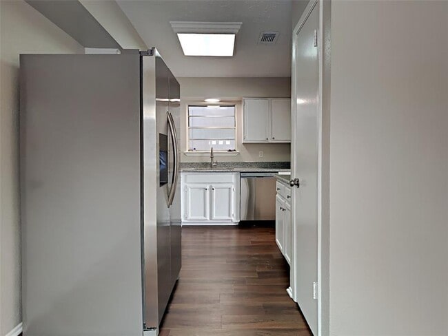 Building Photo - 24031 Griffin House Ln