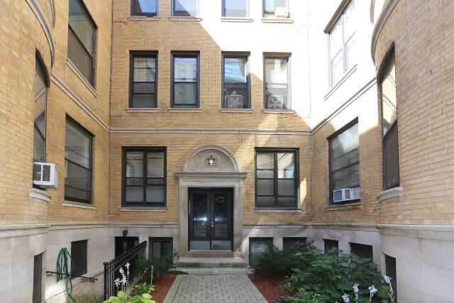 Building Photo - 1223 N Dearborn