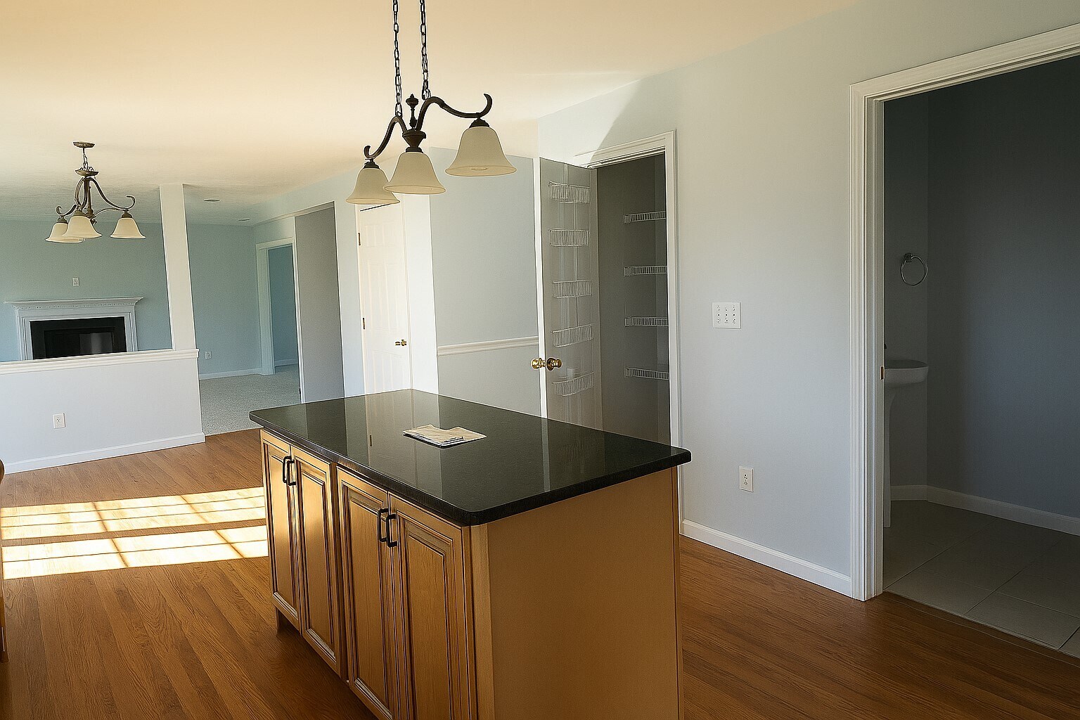 Building Photo - 6 Pepperbush Court