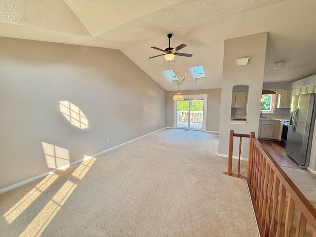 Building Photo - 4 bed house Gananda | HUGE OFFICE | GARAGE...
