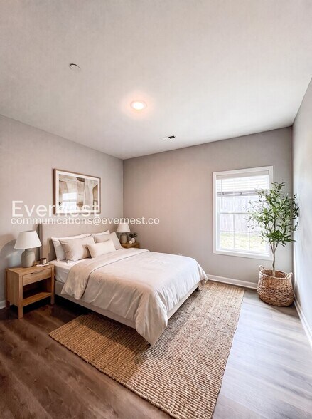 Building Photo - 1309 Ventura Ln