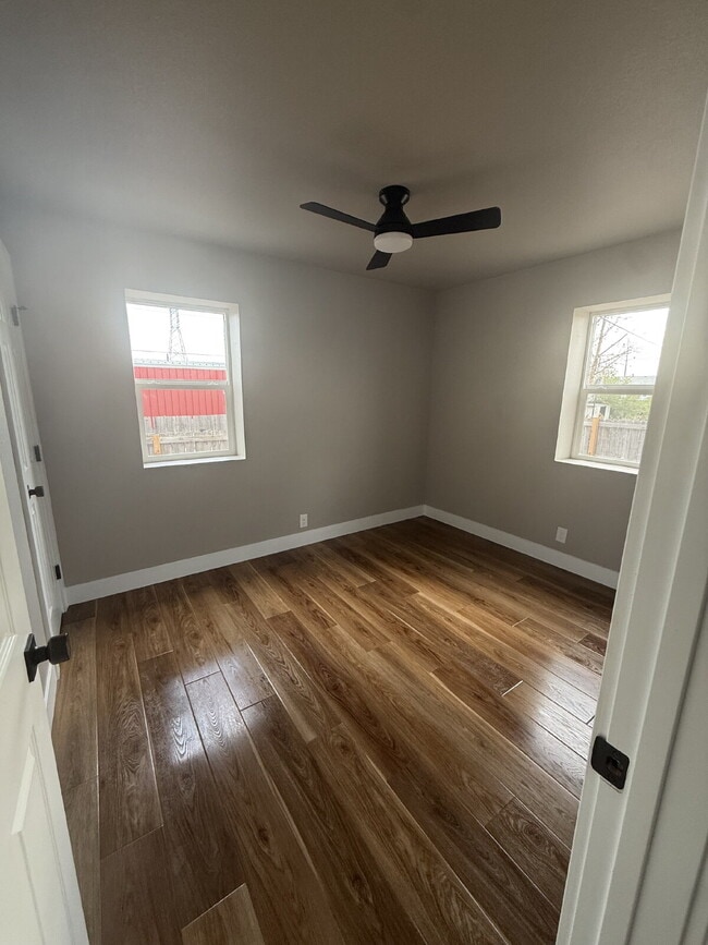 Building Photo - Completely Renovated 3-Bedroom Home | Garage & Ample Parking