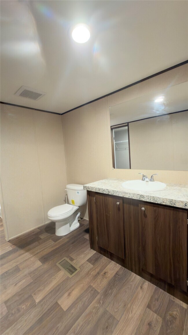 Building Photo - 7173 Rd 5878