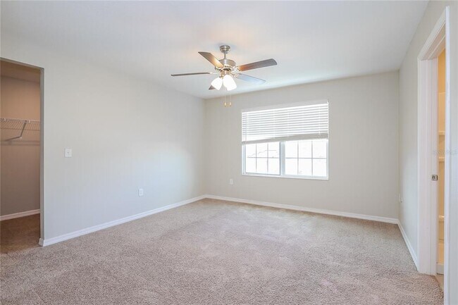 Building Photo - 216 Fig Ct