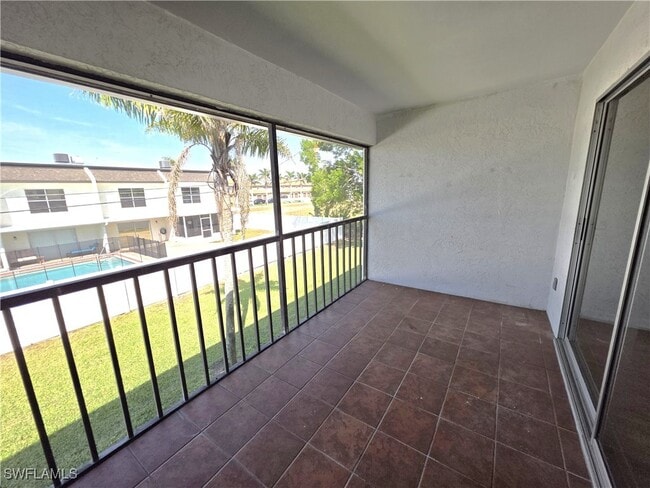 Building Photo - 1429 Cape Coral Pkwy W