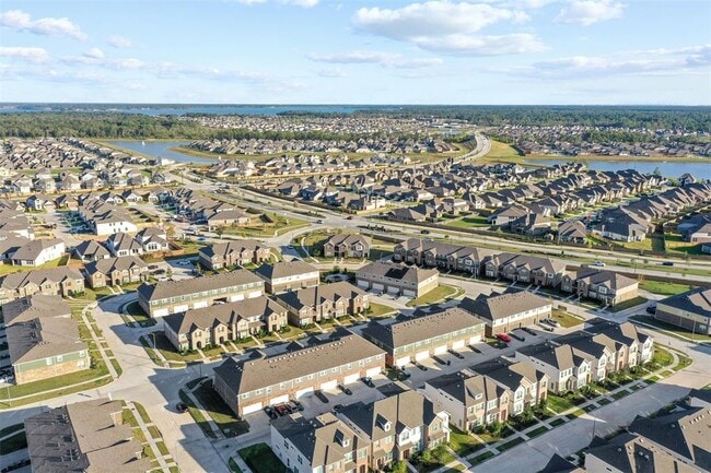 Building Photo - 15827 Sundew Prairie Dr