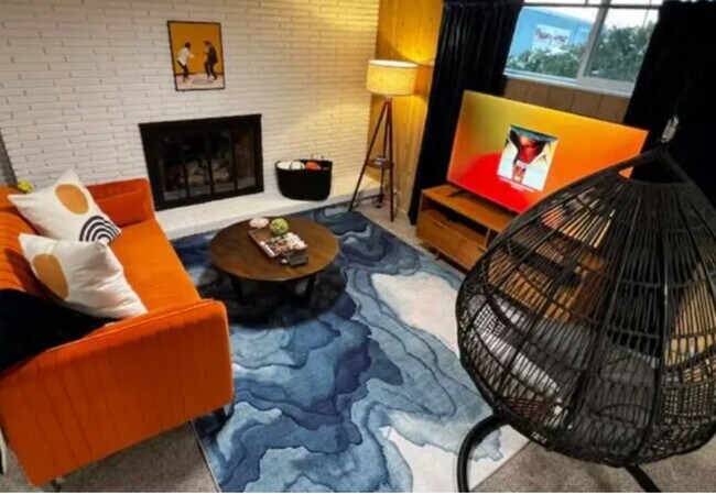 Building Photo - 1945 S 2600 E