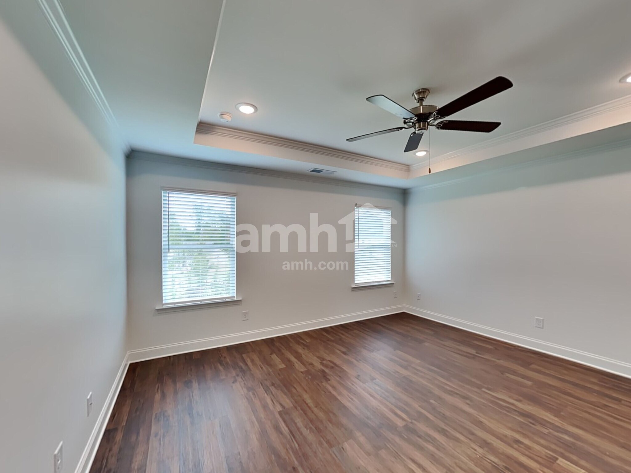 Building Photo - 50 Spruce Cir
