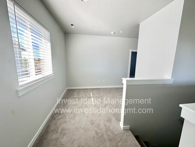 Building Photo - Prioritize comfortable living in this CBH home built in 2024!