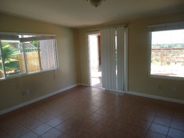 Building Photo - 5555 Dorothy Dr
