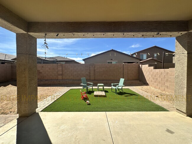 Building Photo - 6652 E Via Arroyo Largo