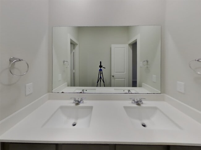 Building Photo - 2415 Cohorn Trl