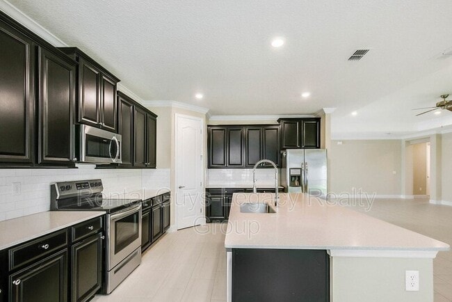 Building Photo - 10828 John Randolph Dr