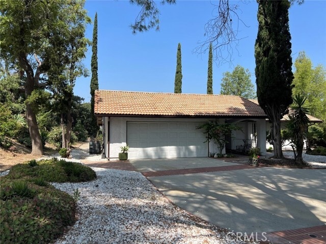 Building Photo - 12839 McLennan Ave.