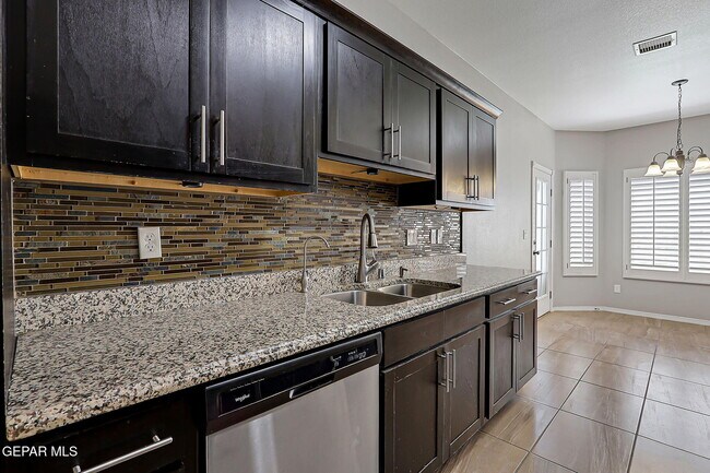 Building Photo - 14952 Brandon Wolfram Ct