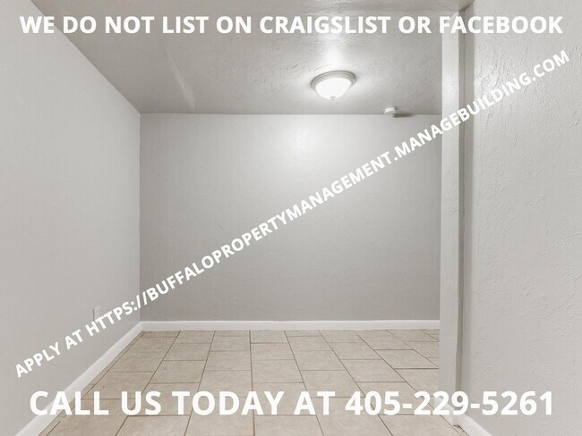 Building Photo - 2544 Cashion Pl