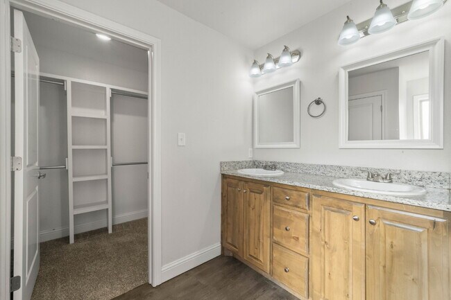 Building Photo - Beautiful 3/2/2 in Frenship ISD