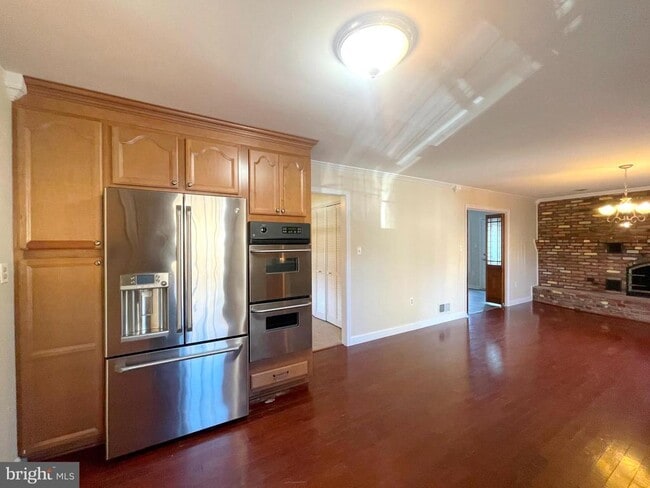 Building Photo - 11717 Rivershore Dr
