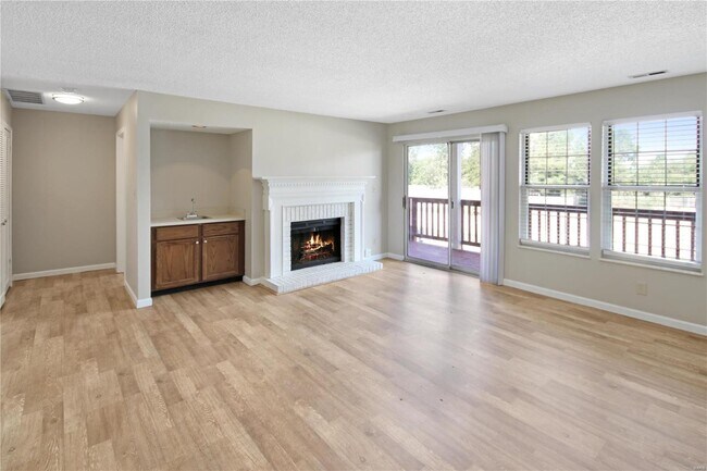 Building Photo - 326 Shirley Ridge Dr