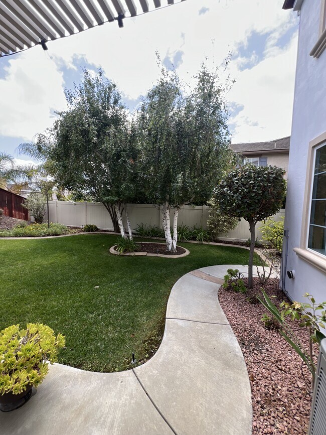 Building Photo - 42251 Harwick Ln
