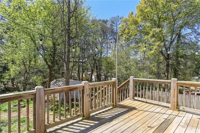 Building Photo - 1654 Westhaven Dr SW