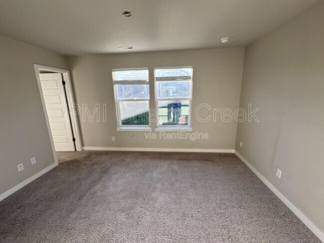 Building Photo - 2406 S Troy Ct