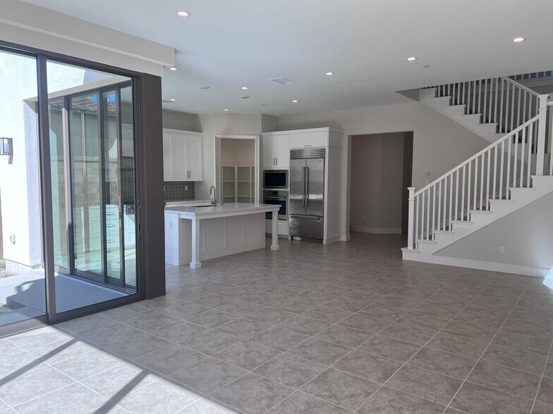 Building Photo - 128 Sugar Brush