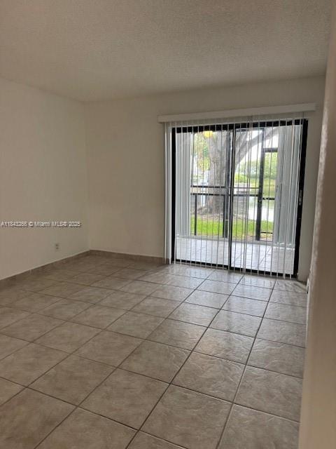 Building Photo - 153 Lakeview Dr