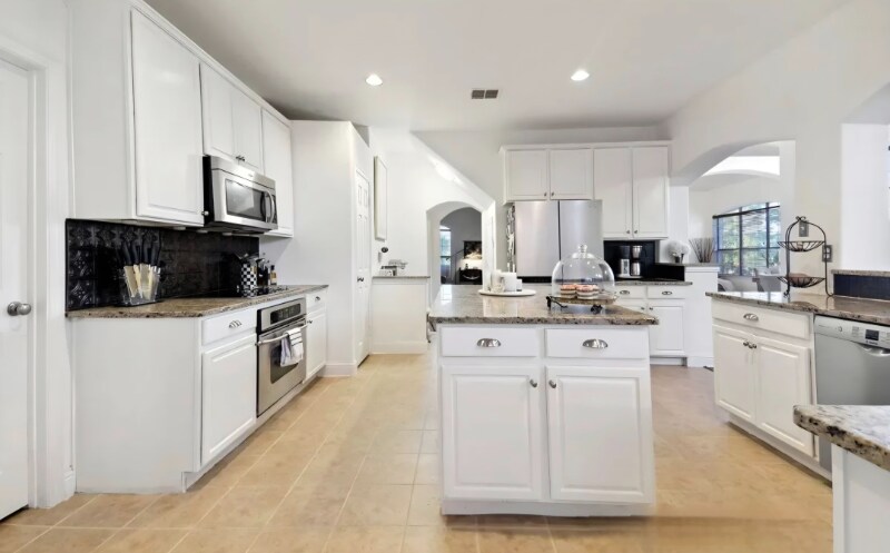 Building Photo - 2446 Chesterfield Rd