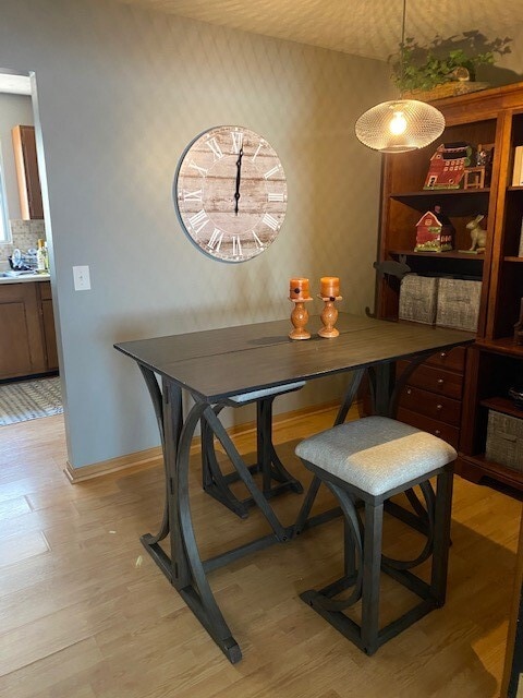 Dining Room - 4921 Chicago St
